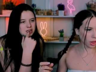 Live webcam model mira-vibe on Soda Cams