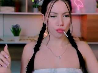 Live webcam model mira-vibe on Soda Cams