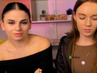 Live webcam model mira-vibe on Soda Cams