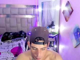 sexyy-jeff Live Webcam on CamSoda