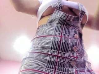 Live webcam model tokio-bliss on Soda Cams