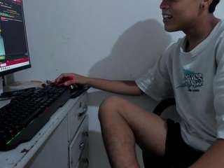 vipgroup Live Webcam on CamSoda