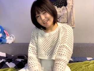 Live webcam model yvonemiquelon on Soda Cams