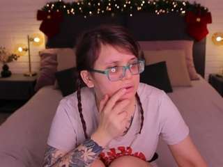 ariell-mini Live Webcam on CamSoda