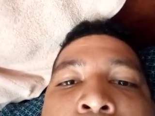 monosqui04 webcam model