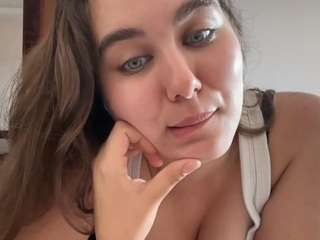 Live webcam model onasargis on Soda Cams