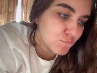 Live webcam model onasargis on Soda Cams