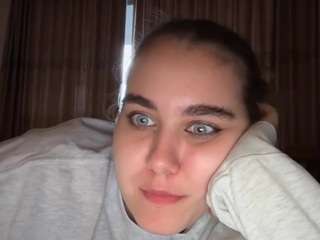 Live webcam model onasargis on Soda Cams