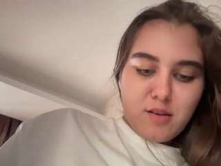 Live webcam model onasargis on Soda Cams