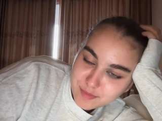 Live webcam model onasargis on Soda Cams