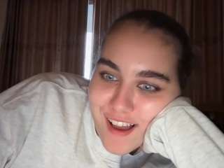 Live webcam model onasargis on Soda Cams