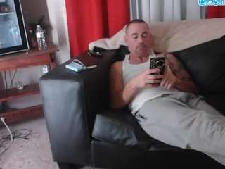 showingoff402 Live Webcam on CamSoda