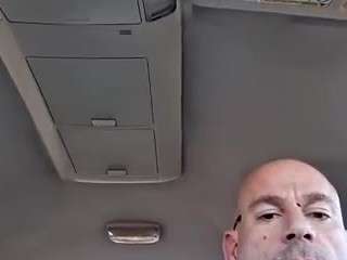showingoff402, male webcam model,  years old, on live webcam
