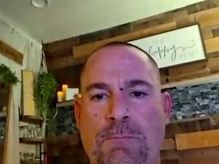 showingoff402 webcam model