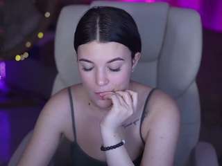 yourlolabunny live cam profile