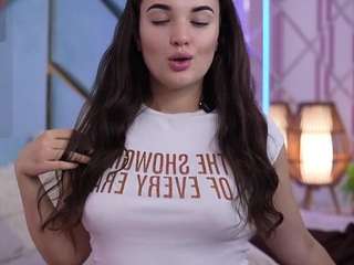 YourLolaBunny live cam preview