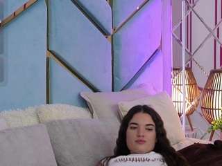 YourLolaBunny live cam preview