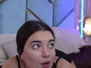 YourLolaBunny live cam preview