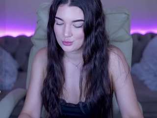 YourLolaBunny live cam preview