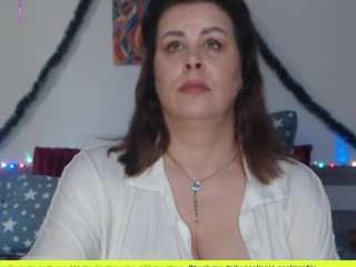 1moonlight's CamSoda show and profile