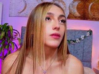 antonellastarr Live Webcam on CamSoda