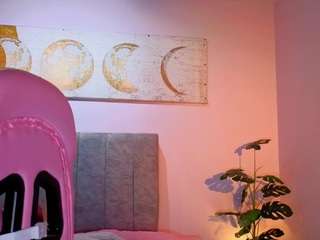 antonellastarr's live room