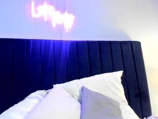 criistalbloom Live Webcam on CamSoda