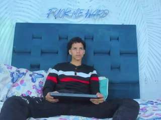 cristosexhot Sex Cam Show