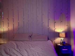 Live webcam model leeparis on Soda Cams