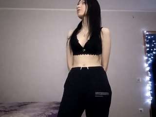 Live webcam model lunaconti on Soda Cams