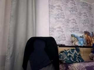 Live webcam model lunaconti on Soda Cams