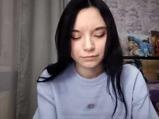 Live webcam model lunaconti on Soda Cams