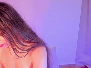 Live webcam model miiaa-roose on Soda Cams