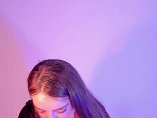 Live webcam model miiaa-roose on Soda Cams