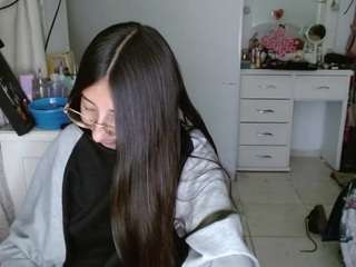 Live webcam model moon-dl on Soda Cams