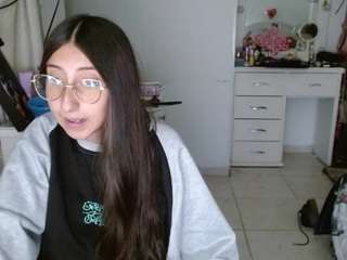 Live webcam model moon-dl on Soda Cams