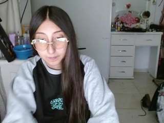 Live webcam model moon-dl on Soda Cams