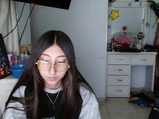 Live webcam model moon-dl on Soda Cams