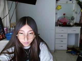 Live webcam model moon-dl on Soda Cams