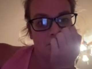 Live webcam model pawg21 on Soda Cams