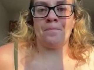 Live webcam model pawg21 on Soda Cams