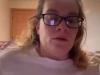 Live webcam model pawg21 on Soda Cams