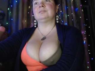 Live webcam model viplllaravip on Soda Cams