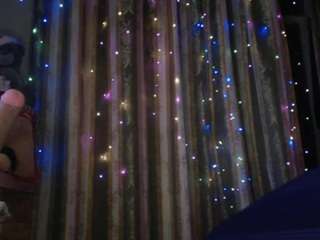 Live webcam model viplllaravip on Soda Cams