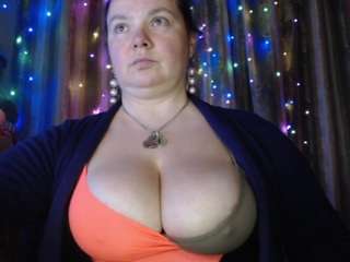 Live webcam model viplllaravip on Soda Cams