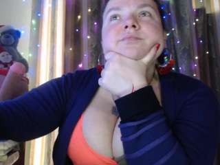 Live webcam model viplllaravip on Soda Cams