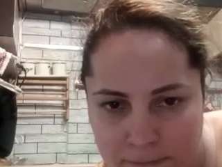 Live webcam model kikaporca on Soda Cams