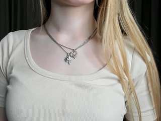 Live webcam model marchellebaldos on Soda Cams