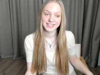 Live webcam model marchellebaldos on Soda Cams