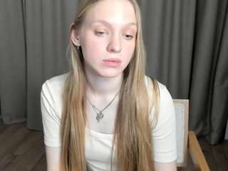 Live webcam model marchellebaldos on Soda Cams